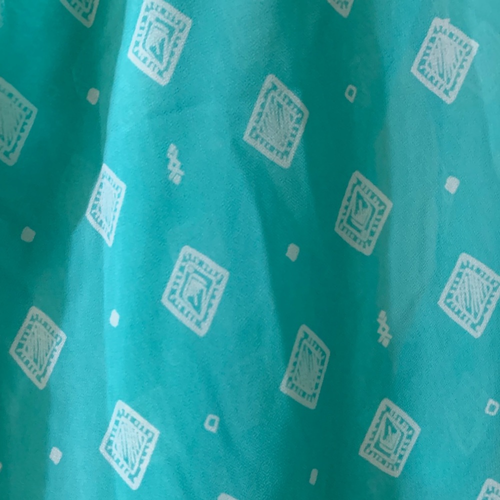 Blouse - Picture 2 of 3
